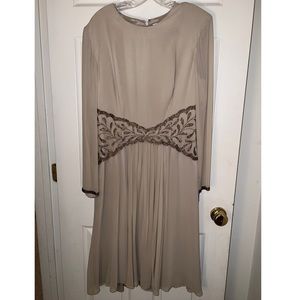 Niteline Della Roufogali Beige Dress | Plus Size